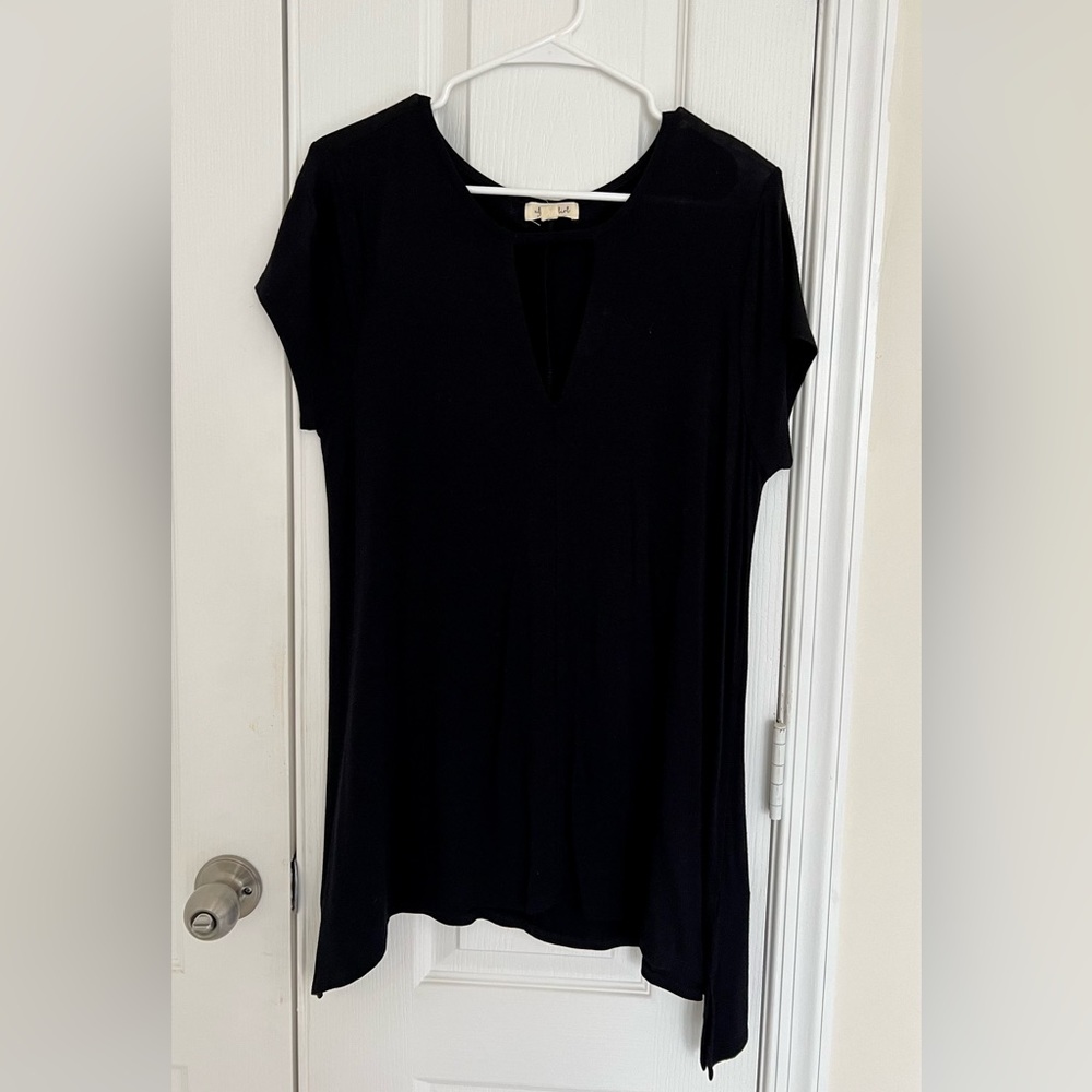 Black Keyhole top